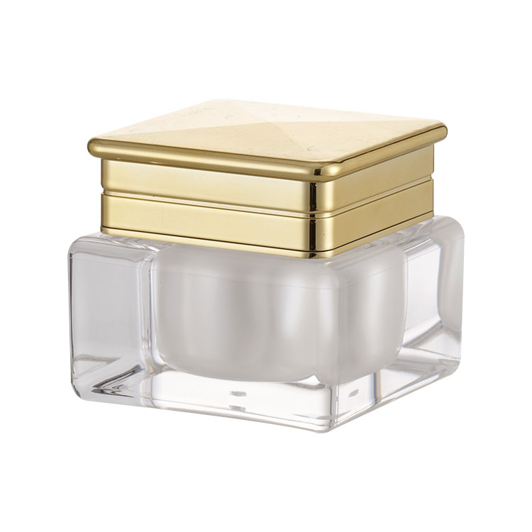 How is an Acrylic Crystal Bottle Manufactured
