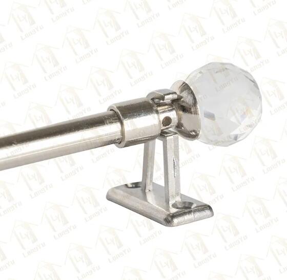 Extendable Curtain Poles: The Perfect Blend of Functionality and Style