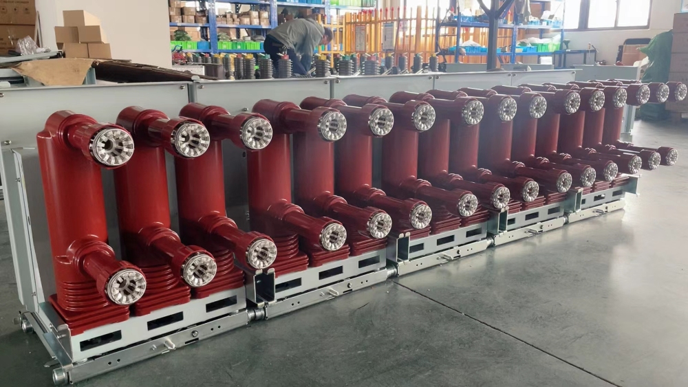 Indoor Circuit Breaker Top Models for Your Building's Safety and Maintenance