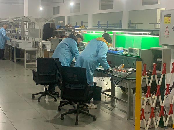 Wall-mounted Static Var Generator Manufacturer: Who Leads the Market?